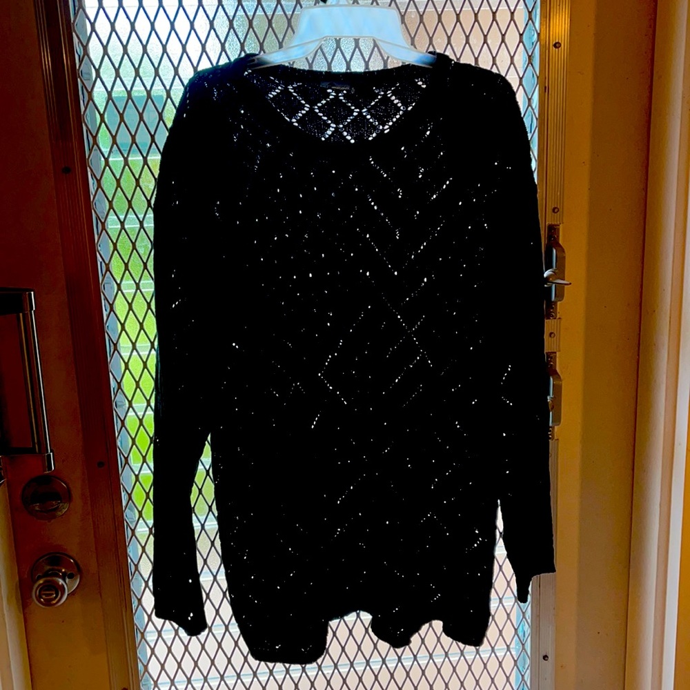 Liz Wear 100% Acrylic black sweater size Small